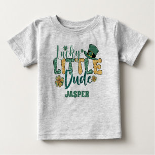 Fun St Patricks Day Lucky Typ Glitzer Grüner Text Baby T-shirt