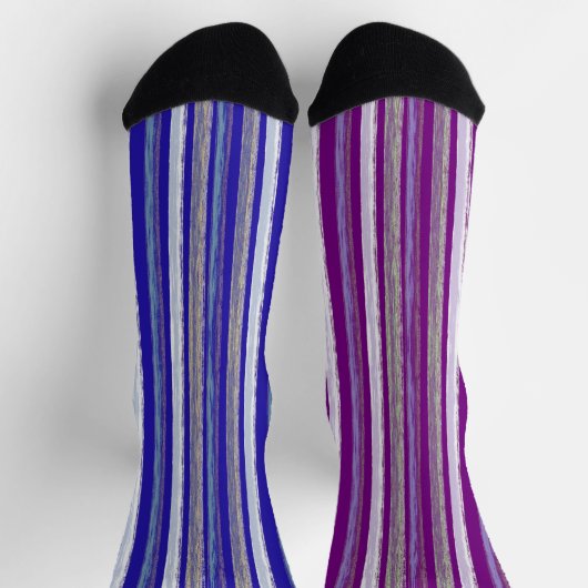 Fun Stripes sind ungleichmäßige Socken (Oben)