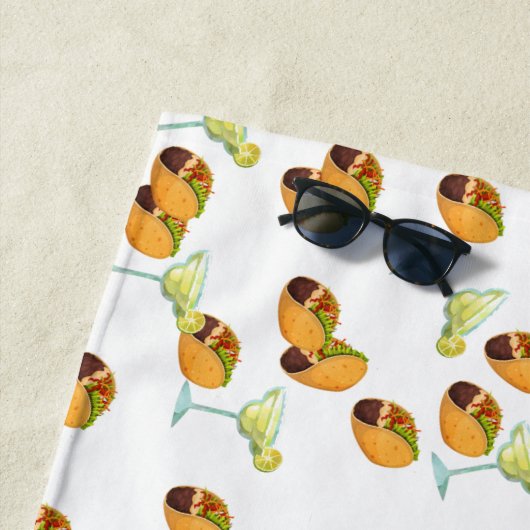 Fun Summer Taco Margarita Print Pattern Strandtuch (Beispiel)
