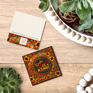 Fun Typ Seien Sie freundlich Inspirivity Kindness Quadratische Visitenkarte