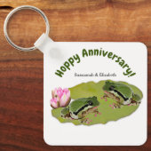 Fun Wedding Anniversary Female Frog Couple Lily Schlüsselanhänger (Vorderseite)