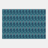 Fun & Whimsical Bigfoot Weihnachtsmannmütze Blauer Geschenkpapier Set (Vorderseite 2)