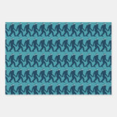 Fun & Whimsical Bigfoot Weihnachtsmannmütze Blauer Geschenkpapier Set (Vorderseite)