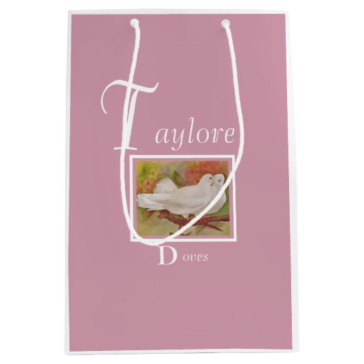 Fun White Doves Mittlere Geschenktüte (Vorderseite)