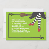 Fun Wicked Witz on Broom Halloween Kostüm Party Einladung (Rückseite)