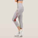 Fun Wine Lover Red White Glass Splash Capri Leggings<br><div class="desc">Dieses Design kann personalisiert werden, indem Sie die Option Anpassen auswählen, um Text hinzuzufügen oder andere Änderungen vorzunehmen. Wenn dieses Produkt die Möglichkeit hat, das Design auf einen anderen Gegenstand zu übertragen, stellen Sie bitte sicher, dass das Design bei Bedarf angepasst wird. Kontaktieren Sie mich unter colorflowcreations@gmail.com , wenn Sie...</div>