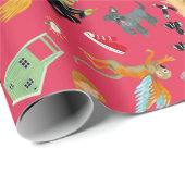 Fun Wizard of Oz on red children's design Geschenkpapier (Rolleneckpunkt)