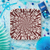 Fun Wort wiederholt Spiralcreme bordeauxrotes Papi Pappteller (Party)