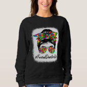 Funeral Director Messy Bun Supporting Autism Aware Sweatshirt (Vorderseite)