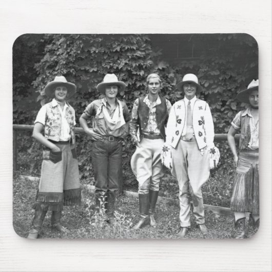 Fünf Frauen auf der Ranch Mousepad (Vorne)