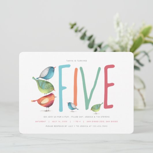 Fünf Geburtstagsparty Einladung (Stehend Vorderseite)