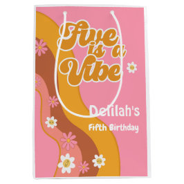 Fünf ist ein lebhafter, groovativer Retro-Vintager Mittlere Geschenktüte