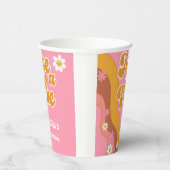 Fünf ist ein lebhafter, groovativer Retro-Vintager Pappbecher (Rechts)