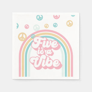 Fünf ist ein Retro-Sommer-Regenbogen-Feeling Serviette