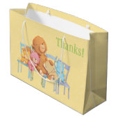 Fünf knuddelig und bunt betrifft Stühle Große Geschenktüte (Rückseite Schrägansicht)