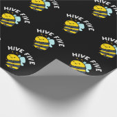 Fünf lustige High Five Been Pun Dark BG Geschenkpapier (Ecke)