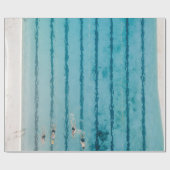 Fünf Personen schwimmen im Pool Geschenkpapier (Flach)