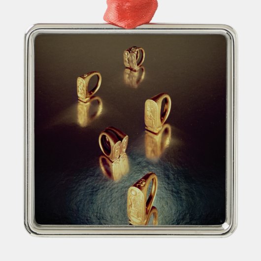 Fünf Ringe, vom Grab von Tutankhamun Silbernes Ornament (Vorne)