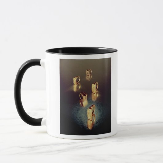 Fünf Ringe, vom Grab von Tutankhamun Tasse (Links)