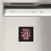 Fünf Sechs Sieben Aß Cheer Cheerleader Geschenk Fü Magnet (In Situ (Geschirrspüler))
