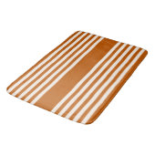 Fünf Streifen in Beige und Orange Badematte (Schrägansicht)