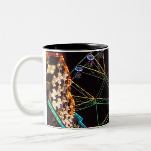 Funfair Ferris Wheel at Night Zweifarbige Tasse (Links)