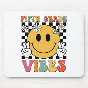Fünfte Klasse Vibes Mädchen Retro-Lächeln Team 5. Mousepad