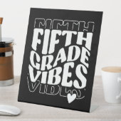 Fünfte Klasse Vibes zurück zur Schule Sockelschild (In Situ)