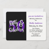 Fünfzig & Fabelhafte Lila Typografie Geburtstagspa Einladung (Vorderseite)