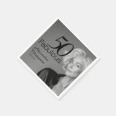 Fünfzig und Fabelhaft Name Datum 50. Foto-Party Serviette (Ecke)