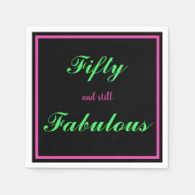 Fünfzig und immer noch fabelhaftes Schwarz-Heiß-Ro