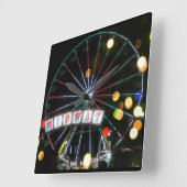 Funkelendes Riesenrad in der Nacht Quadratische Wanduhr (Winkel)