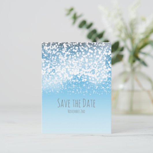 Funkellichter Winterwunderland Save the Date Ankündigungspostkarte (Stehend Vorderseite)