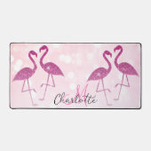 Funkelnd Flamingos Rosa Glitzer Glitzern Monogramm Schreibtischunterlage (Vorderseite)