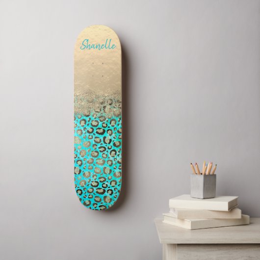Funkelnd Glittery Türkis Leopard Skateboard (Wandkunst)