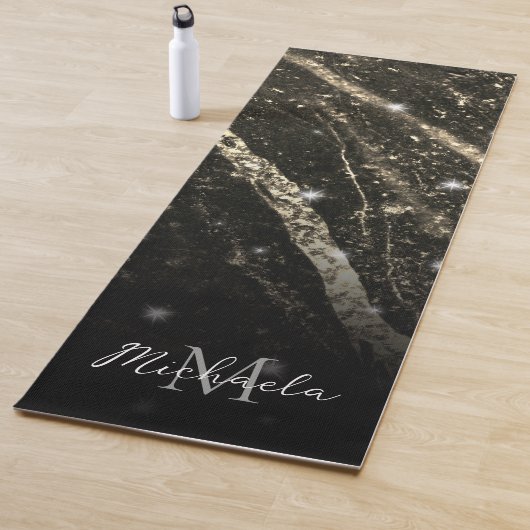 Funkelnd Goldlinie für die SchwarzfelsMonogram Yogamatte (Beispiel)