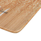 Funkelnd orangefarbener Bambusprint Monogram Schneidebrett (Ecke)