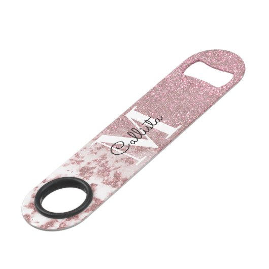 Funkelnd Rose Gold Glitzer Marble Ombre Monogram Speed Flaschenöffner (Vorderseite Schrägansicht)