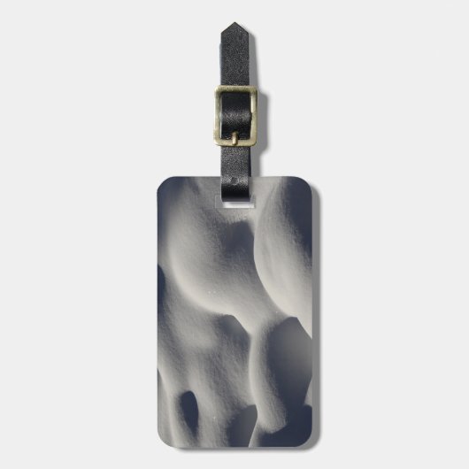 Funkelnd Schneemönge Abstrakte Natur Gepäckanhänger (Vorderseite vertikal)