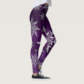 Funkelnd silberne Schneeflocken auf Lila Leggings (Rechts)