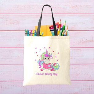 Funkelndes Glitter-Einhorn liest ihren Buchnamen Tragetasche