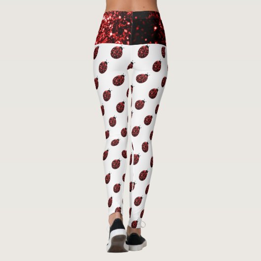 Funkelrote Glitzern-Ladybug-Muster auf weiß Leggings (Rückseite)