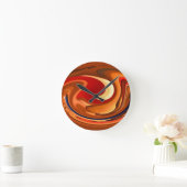 Funky Abstract Burnt Orange and Red Design Runde Wanduhr (Zuhause)