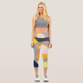 Funky Abstrakt Art Pale Pastel Charcoal Yellow Capri Leggings (Vorderseite)