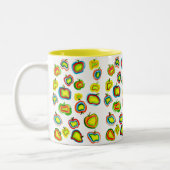 Funky Apfel Aquarellfrucht Design Zweifarbige Tasse (Links)