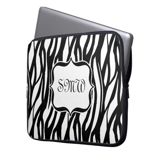 Funky Black/White Zebra Monogramm Laptopschutzhülle (Vorderseite Links)