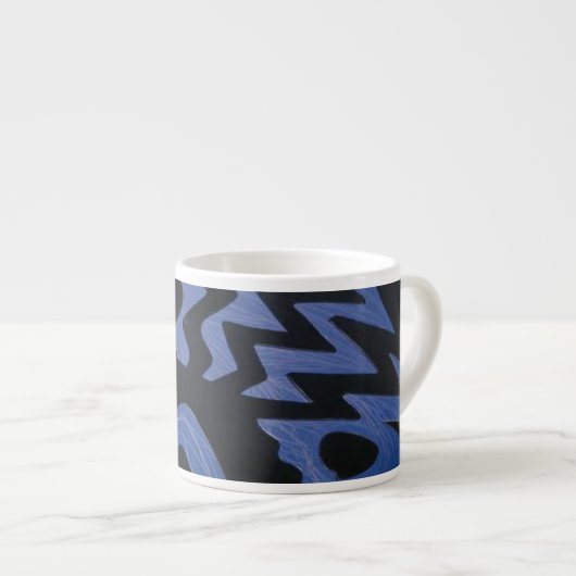 Funky Blue Zigzag Specialty Tasse (Vorderseite Rechts)