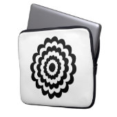 Funky Blume in Schwarzweiss. Laptopschutzhülle (Vorderseite Links)