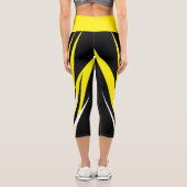 Funky Bold Abstrakt Art Black Yellow White Capri Leggings (Rückseite)