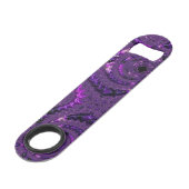 Funky Bold Boho Lila digitales Abstraktes Fraktal Speedflaschenöffner (Vorderseite Schrägansicht)